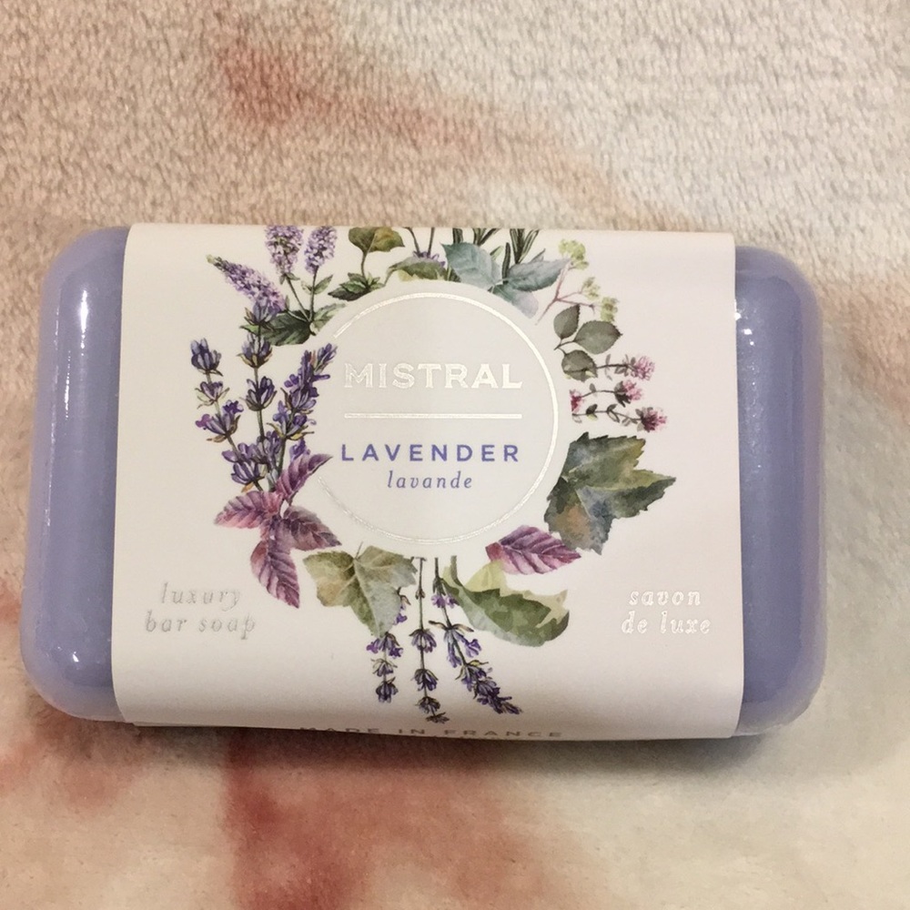 Mistral French Fine Soap Bar Scented Lavender 7 oz NWT 4” X 2.5”